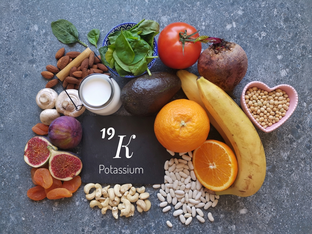 Food,Rich,In,Potassium,With,The,Symbol,K,And,Atomic