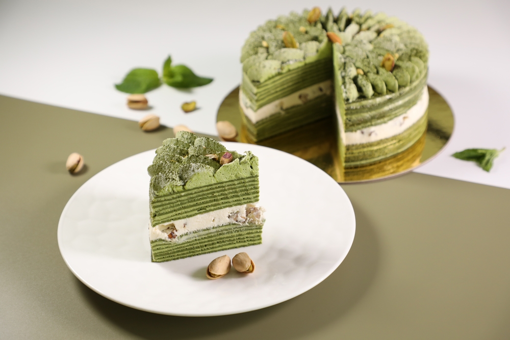 Pistachio,And,Matcha,Layer,Cake