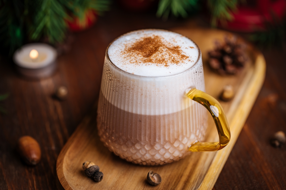 Glass,Mug,Of,Pumpkin,Spice,Late,Or,Eggnog,In,A