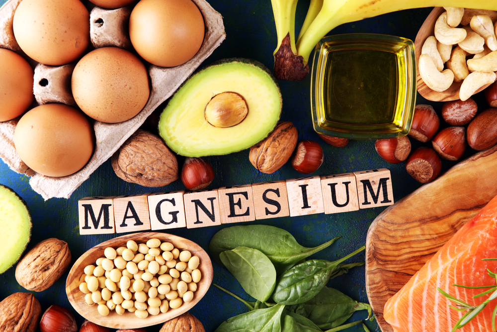 Products,Containing,Magnesium:,Bananas,,Almonds,,Avocado,,Nuts,And,Spinach,And