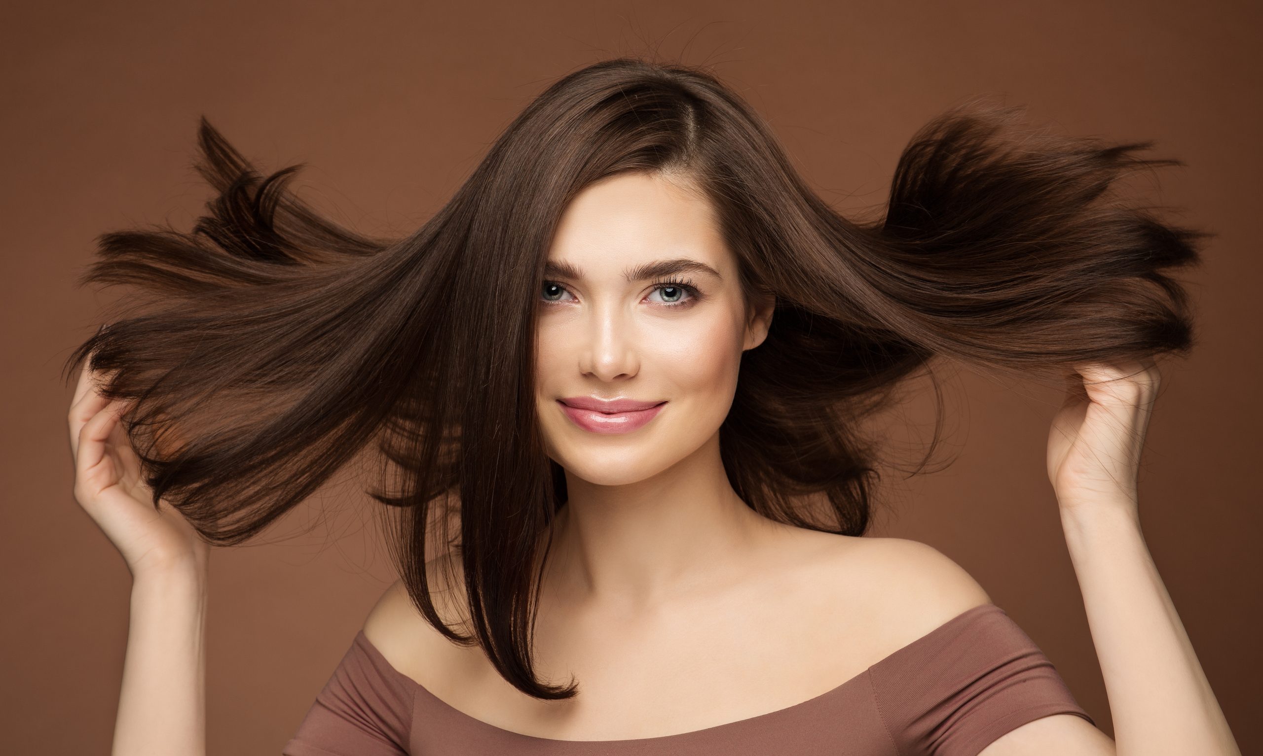 Haarpflege – glatte Haare ohne Glätteisen