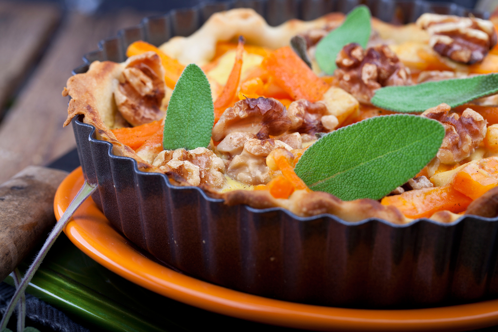 Fresh,Tart,Or,Quiche,With,Carrots,,Walnut,,Cheddar,Cheese,And