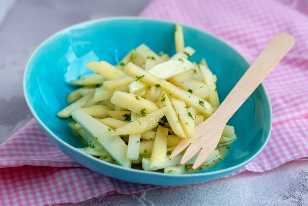 German,Or,Austrian,Kohlrabi,And,Apple,Salad,With,Mustard,Vinaigrette