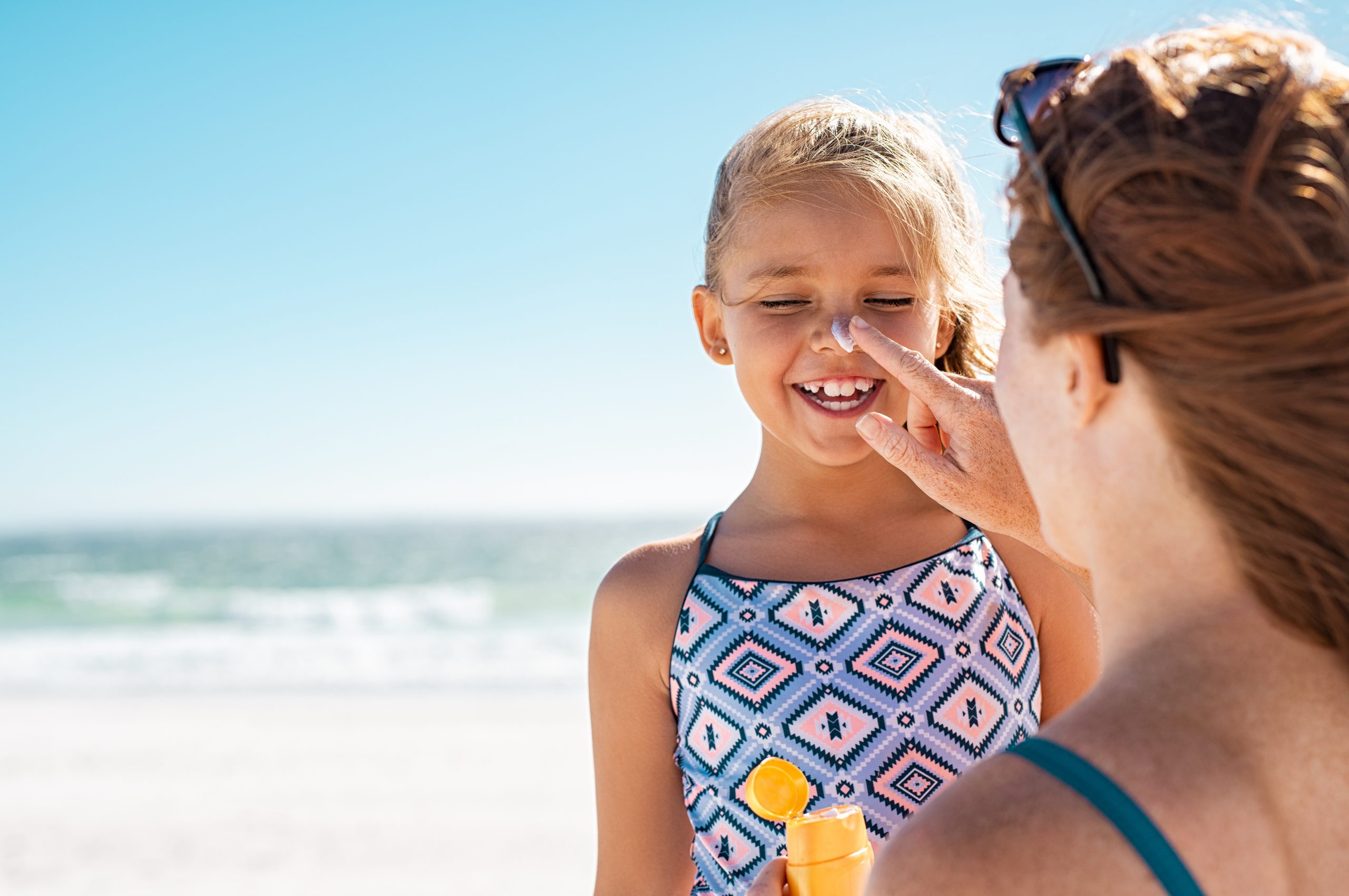 Schutz für empfindliche Haut: Sonnencremes für Kinder im Test