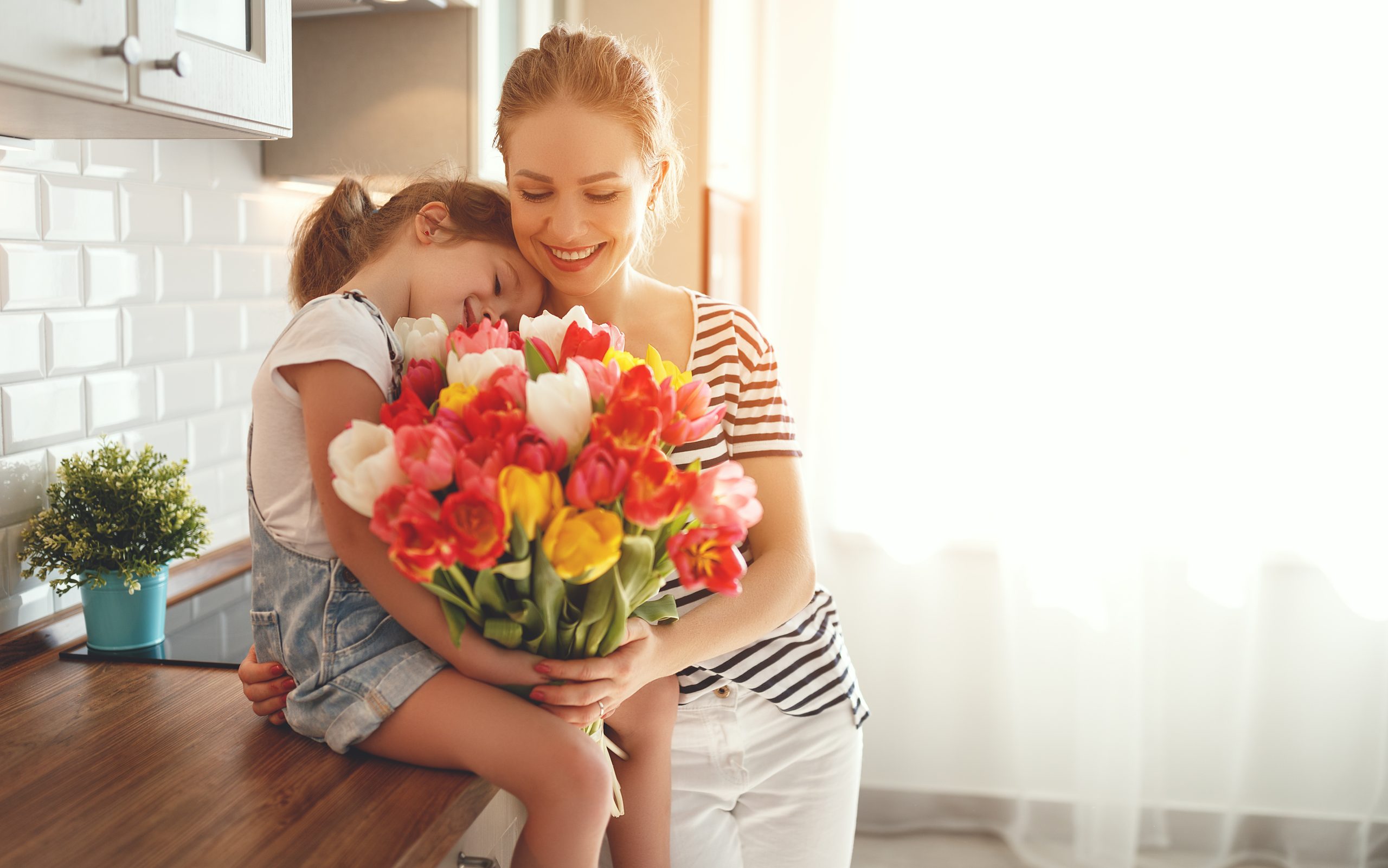 So bleiben die Muttertagsblumen länger frisch