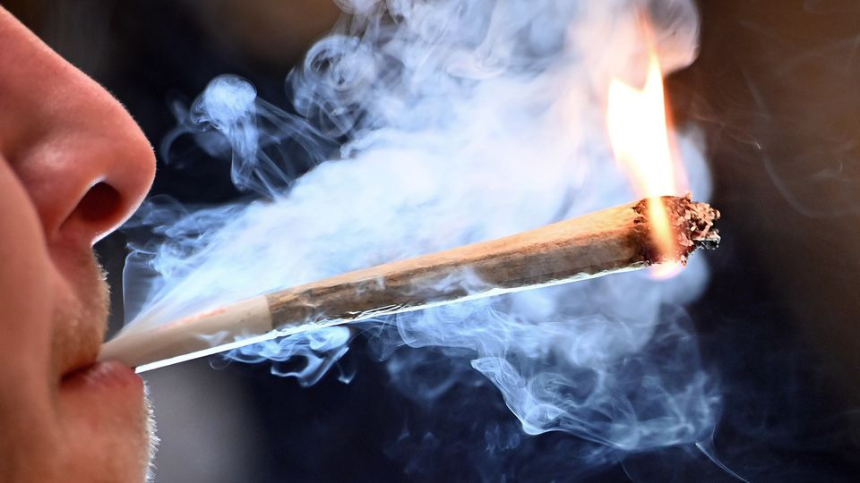Kinderärzte wollen Cannabis-Legalisierung stoppen