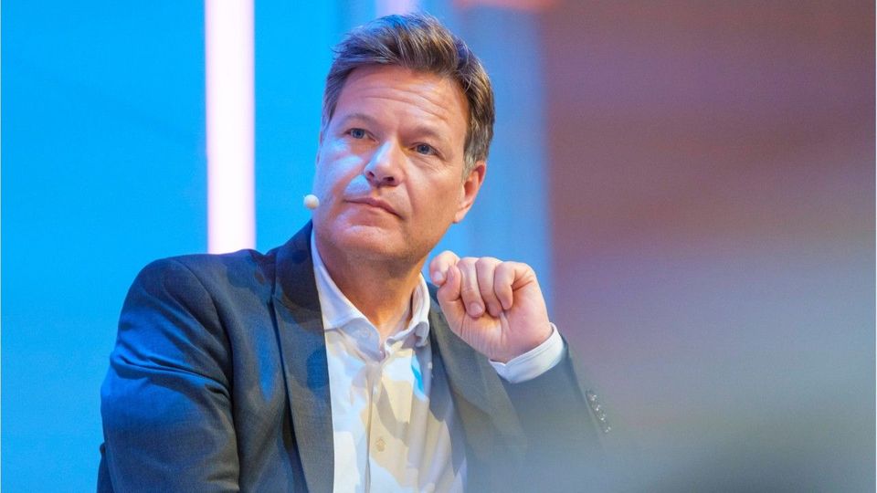 Habeck will längeres Arbeiten im Rentenalter attraktiver machen