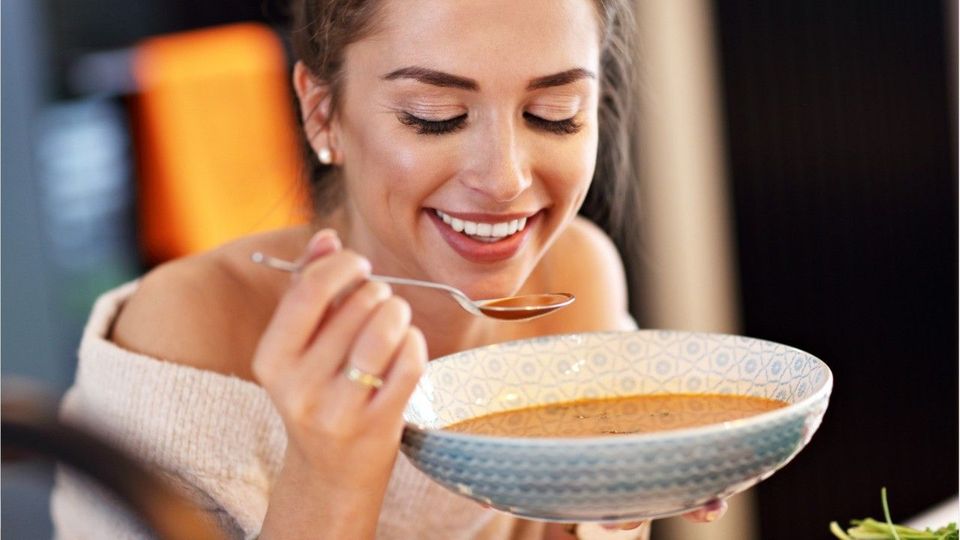 Forscher überzeugt: So lässt „Fasten Light“ uns langsamer altern