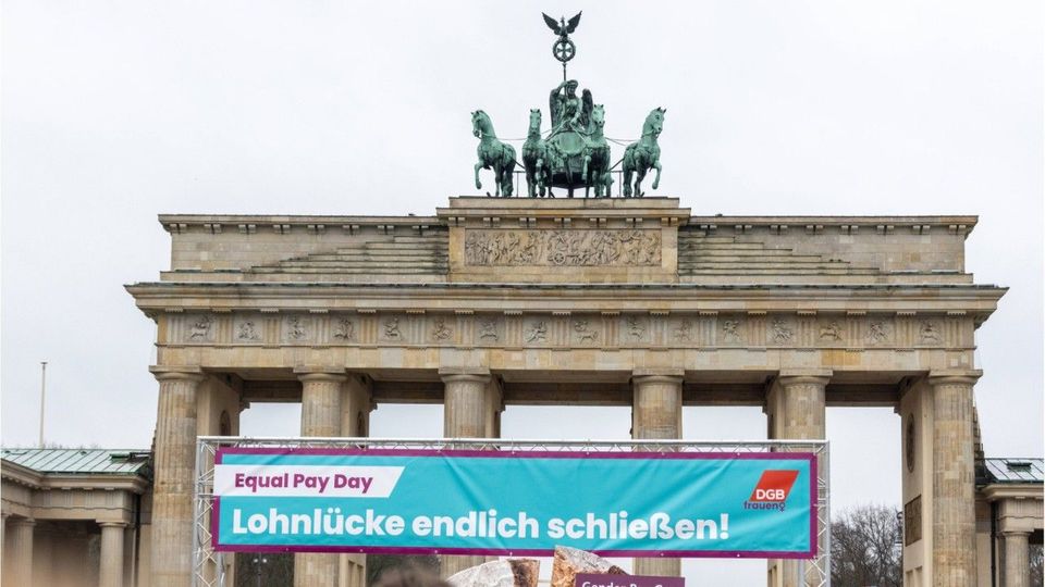 Equal Pay Day: Drei Viertel der Frauen in Vollzeit verdienen weniger als Männer