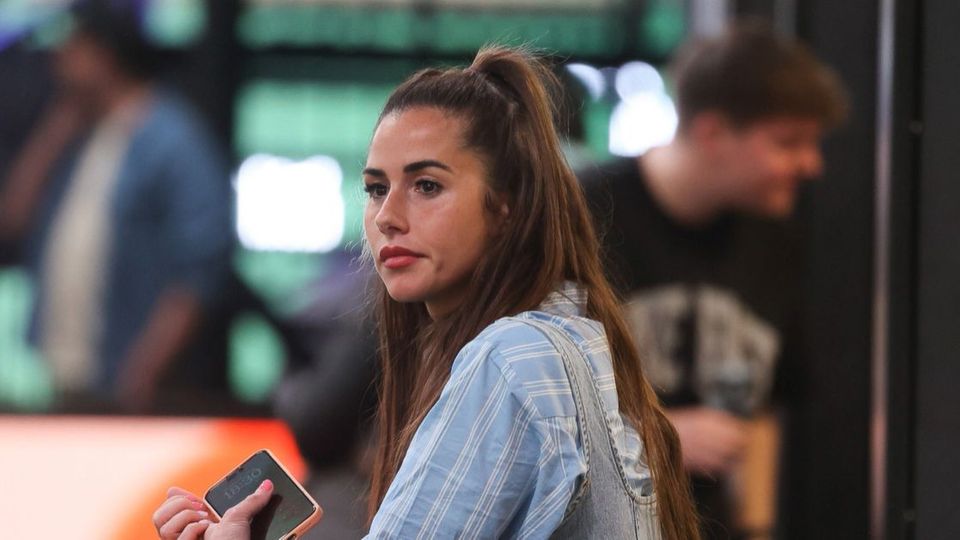 „Enttäuschung, Wut und Verzweiflung“: Sarah Engels wird emotional