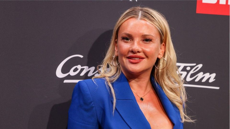 Läuten bald die Hochzeitsglocken? Evelyn Burdecki war „noch nie so bereit“