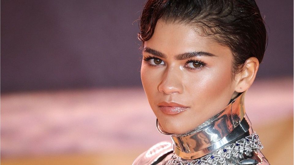 Mega-Auftritt bei „Dune“-Premiere: Zendaya im krassen Roboter-Look