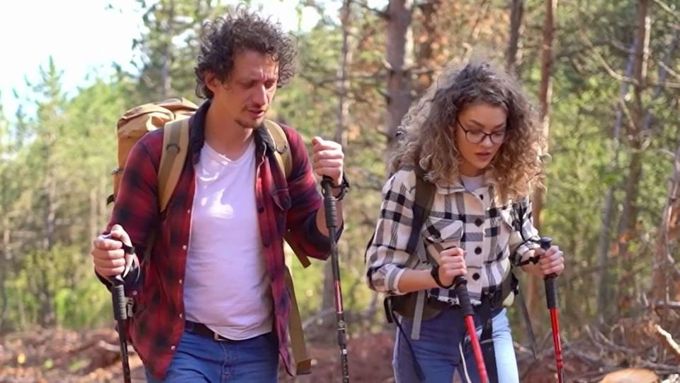 Ganzkörperworkout: Abnehmen mit Nordic Walking