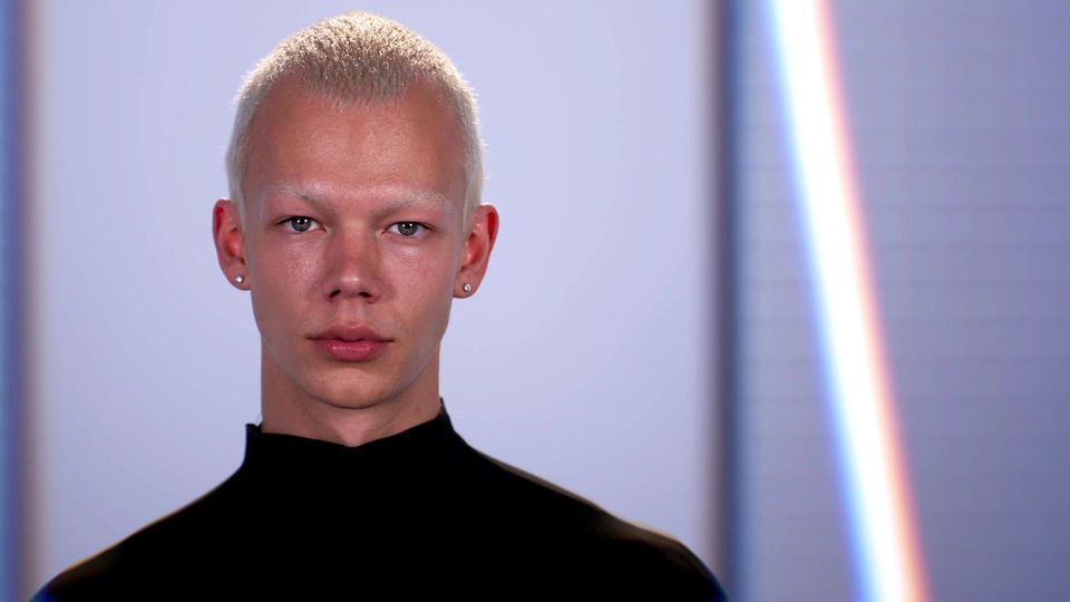 Max: „Bei mir stehe ich im Moment an erster Stelle“