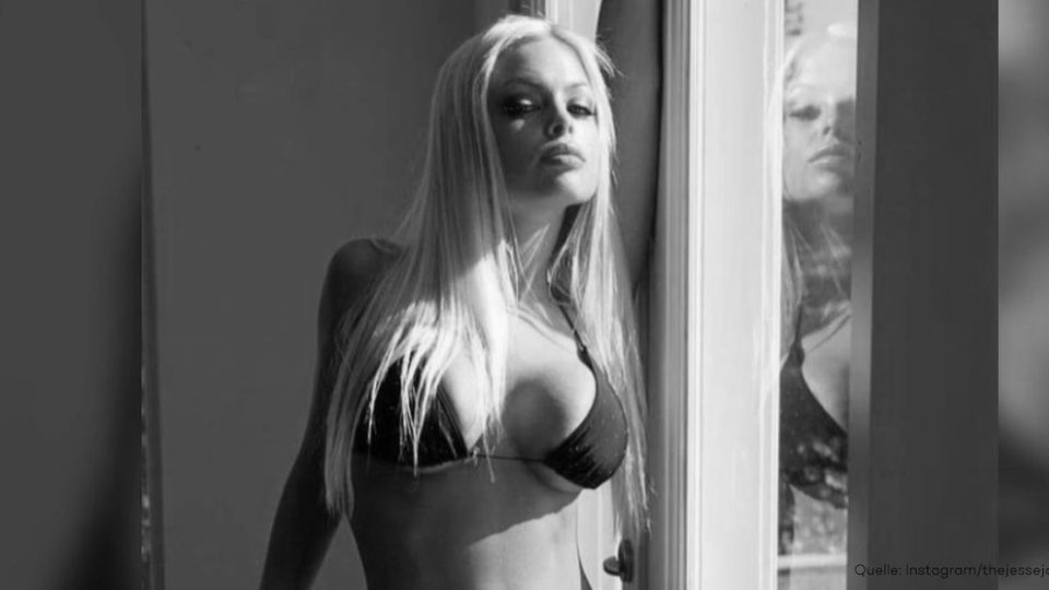 Erotik-Star stirbt mit nur 43 Jahren