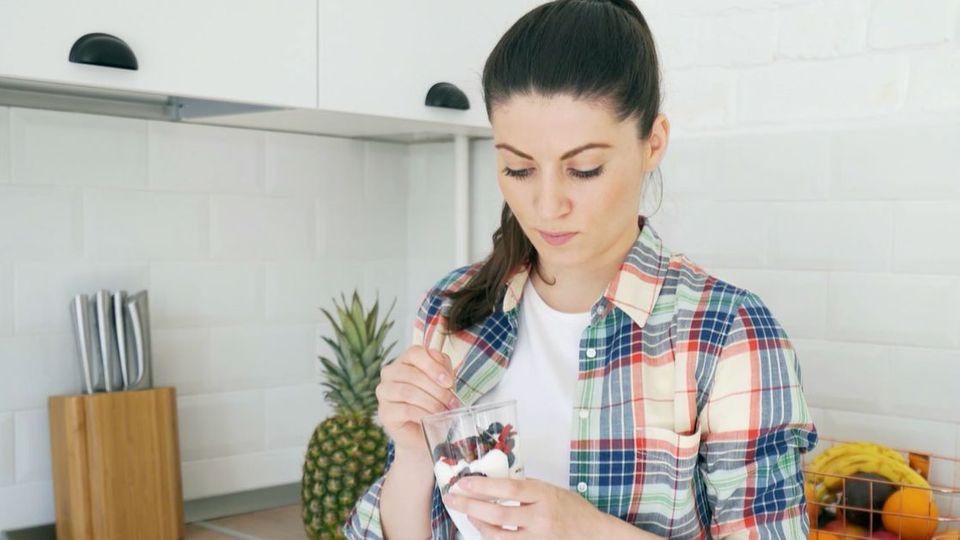 Optimale Ernährungsumstellung im Januar: So purzeln die Pfunde