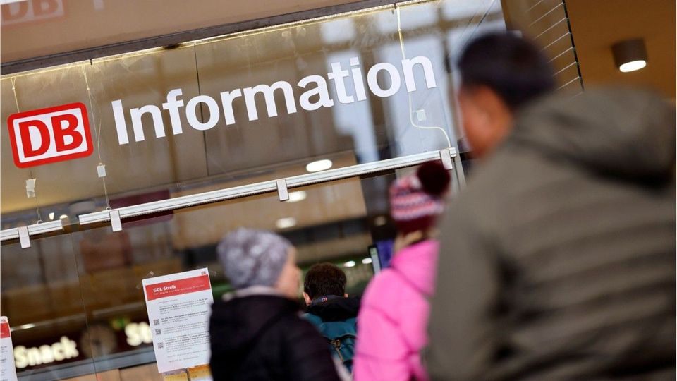 Bis zu 400 Prozent teurere Tickets wegen Bahnstreik