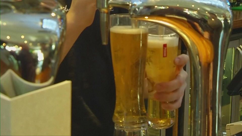 Höhere Altersgrenze für Alkoholkonsum gefordert