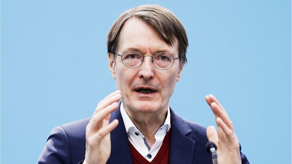 Maske, Homeoffice und Impfung nötig: Lauterbach warnt vor neuer Corona-Welle