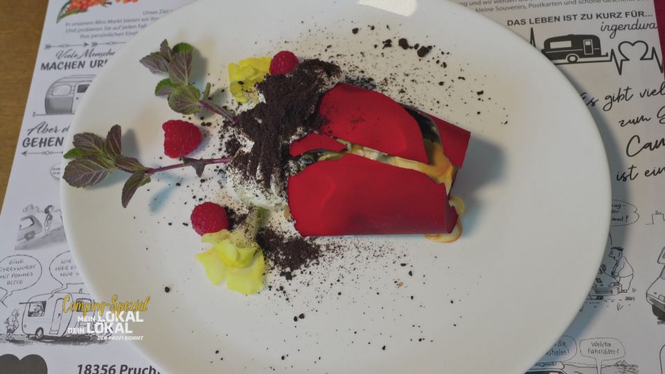 Kreatives Dessert-Highlight: Diese Vase kann man essen!