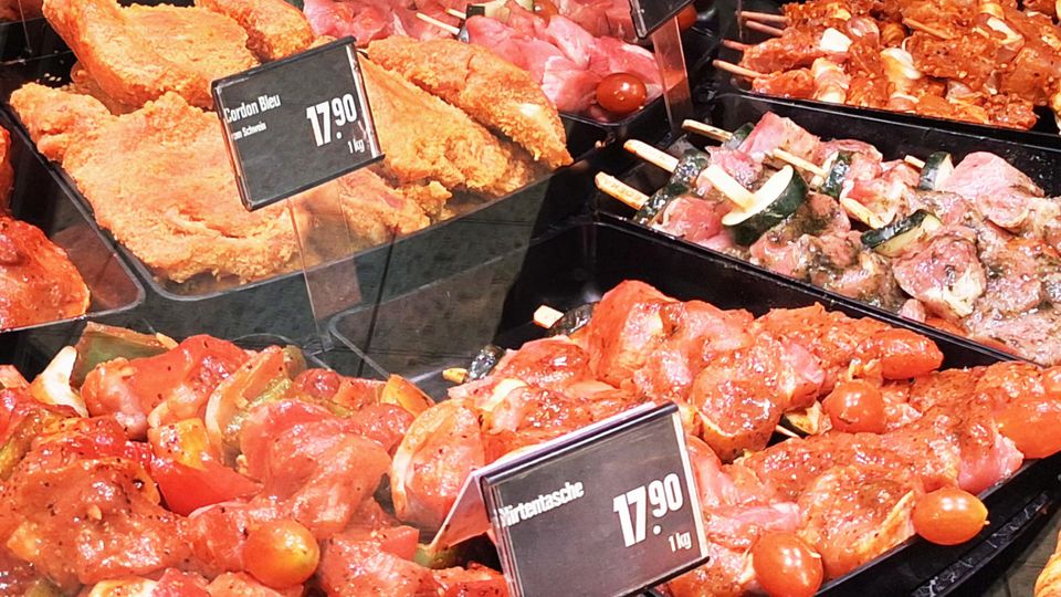 So viel Fleisch aßen die Deutschen 2025