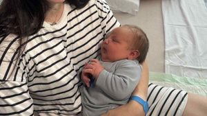 Frau bringt XXL-Baby zur Welt