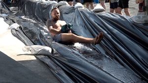 Winterberg im Sommer: Bobbahn verwandelt sich in Mega-Rutsche