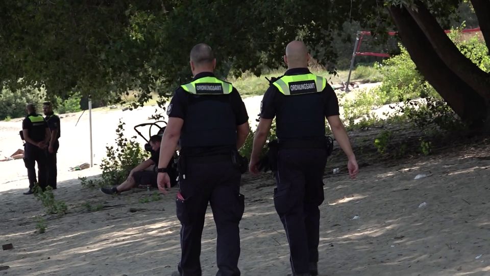 Selbstversuch: Die Gefahren des Schwimmens im Rhein