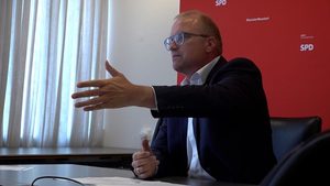 SPD fordert: Mehr Bildungsfokus und echte Lehrer