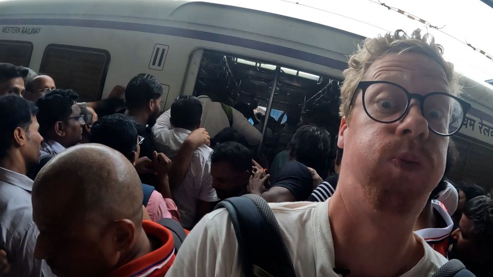 Pendler-Odyssee in Mumbais Rushhour-Express