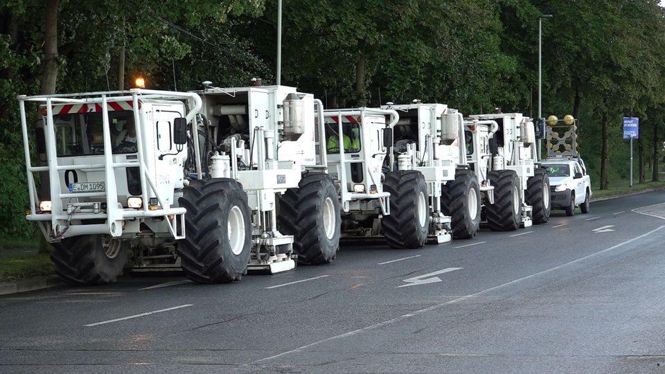 Vibro-Trucks erkunden Geothermie in NRW