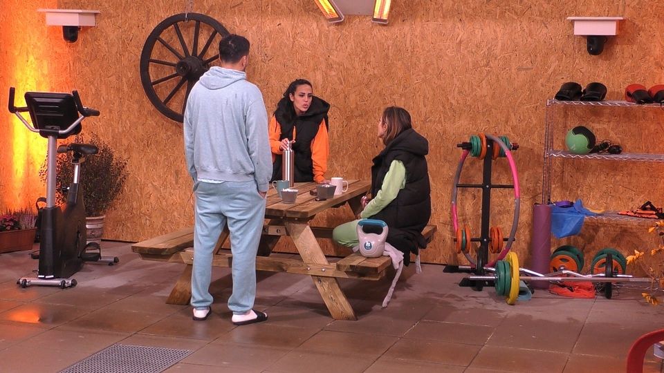 Tag 2 in 8 Minuten: Fremdgehen für Anfänger