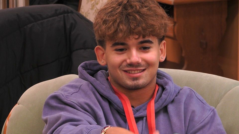 Tag 7 in 8 Minuten: Wilder Dreier auf Influencerparty