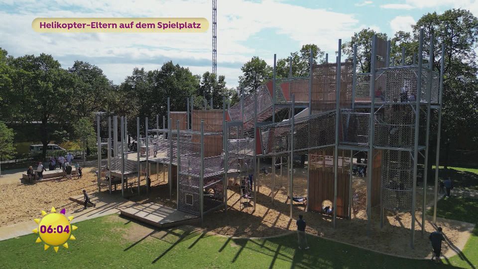 Helikopter-Eltern auf dem Spielplatz