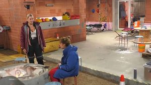 Doreen macht sich unbeliebt bei Laura Blond