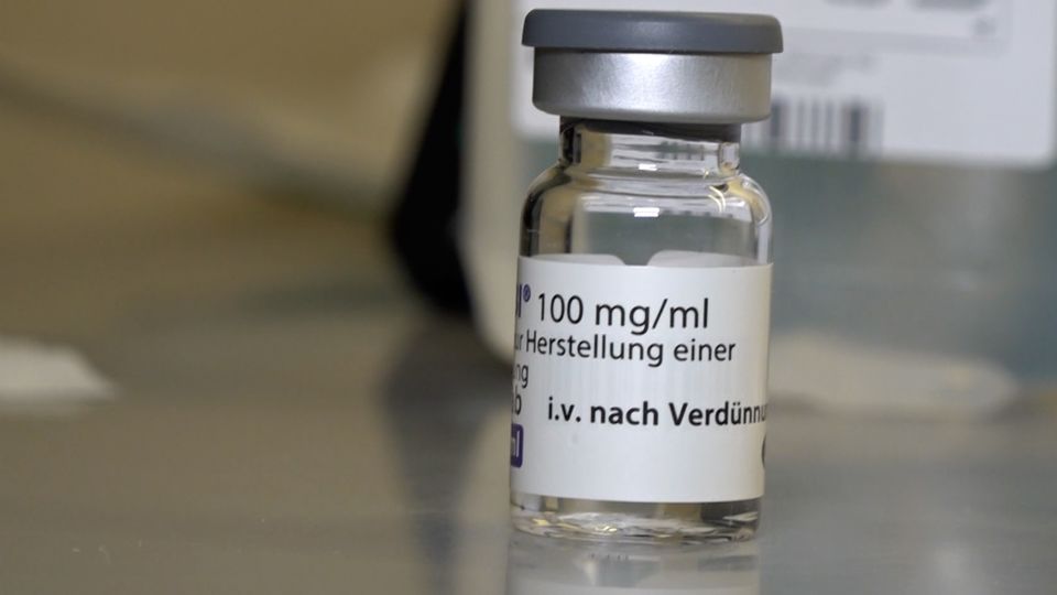 Bärbel Charles erhält neues Alzheimer-Medikament