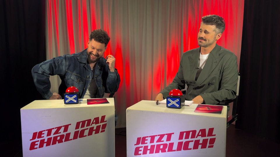 „Jetzt mal ehrlich!“ Calum Scott verrät sein Duschgeheimnis