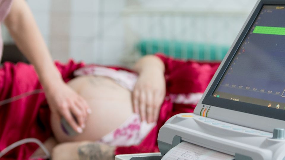 Hebammen befürchten sinkende Einkommen