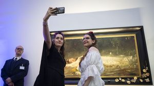 Swifties stürmen Museum in Wiesbaden