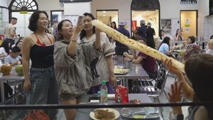 Dessert mit Höhenrausch: Roti Tisu im Test