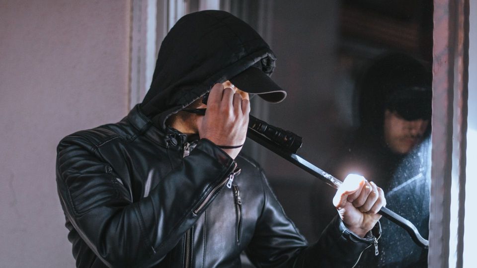 So schützt man sich am besten vor Einbrechern