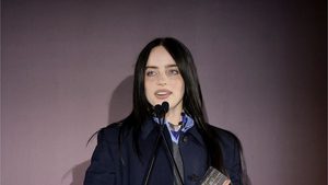 „Erbärmlicher Feigling“: Billie Eilish beschimpft Musk