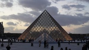 Louvre erhöht Eintrittspreise für Nichteuropäer