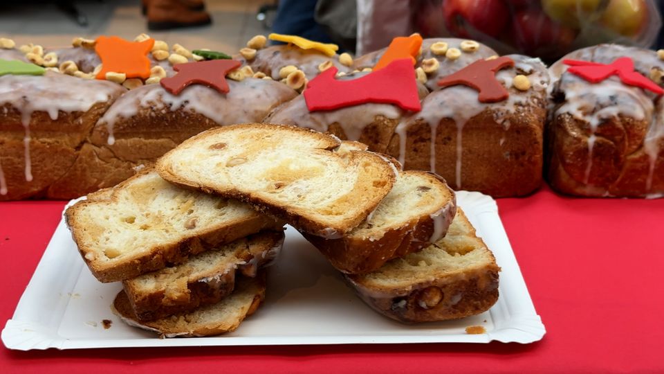 Striezel für den guten Zweck in Neuss