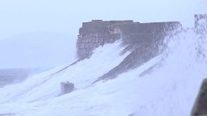 Orkan wütet über Westeuropa – bis zu 120 km/h