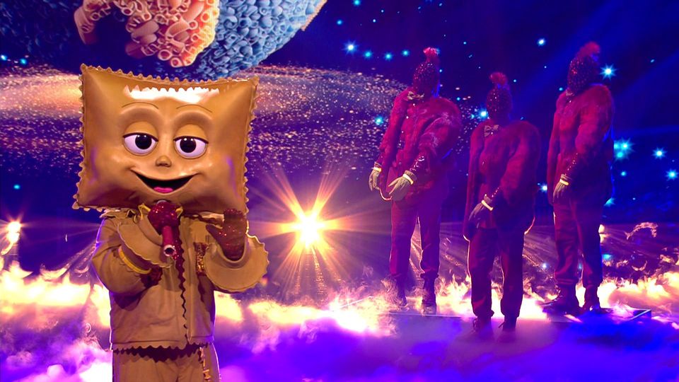 Rave-Ioli vereint die Welt mit „We Are The World“!