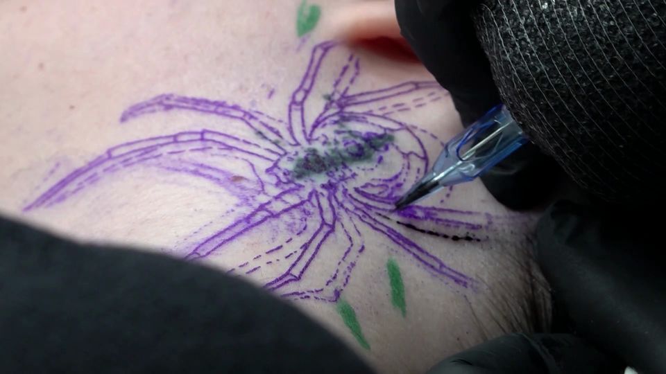 Tattoo-Cover-Up in Kerpen für Jenny