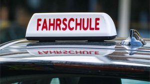 Darum explodieren die Kosten beim Führerschein