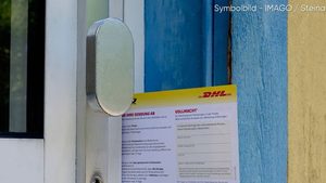 Vorsicht Betrug: Dieser DHL Zettel ist keine Zustellinfo