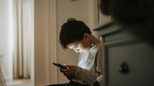 So viele Kinder sind handysüchtig